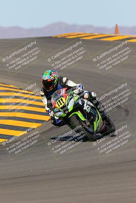 media/Oct-09-2022-SoCal Trackdays (Sun) [[95640aeeb6]]/Turns 9 and 10 (1050am)/